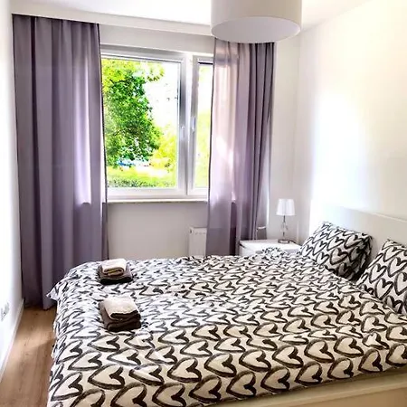 Apartment 2 - 20 Min By Walk To The See!